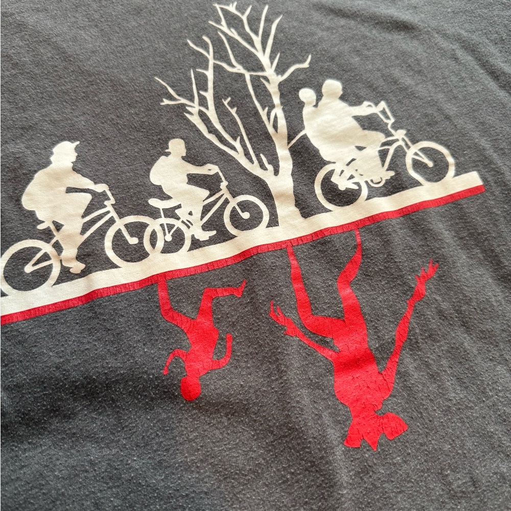 Stranger things t-shirt